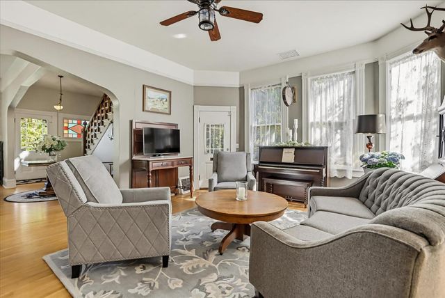 203 Prospect St, Nevada City, CA 95959