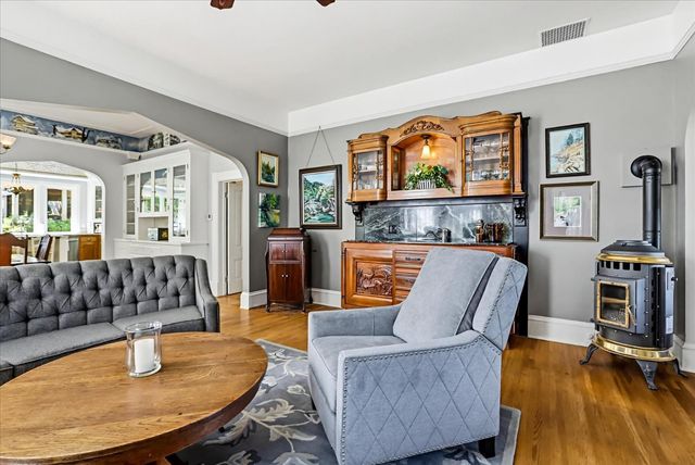 203 Prospect St, Nevada City, CA 95959