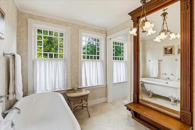203 Prospect St, Nevada City, CA 95959