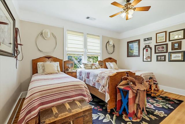 203 Prospect St, Nevada City, CA 95959