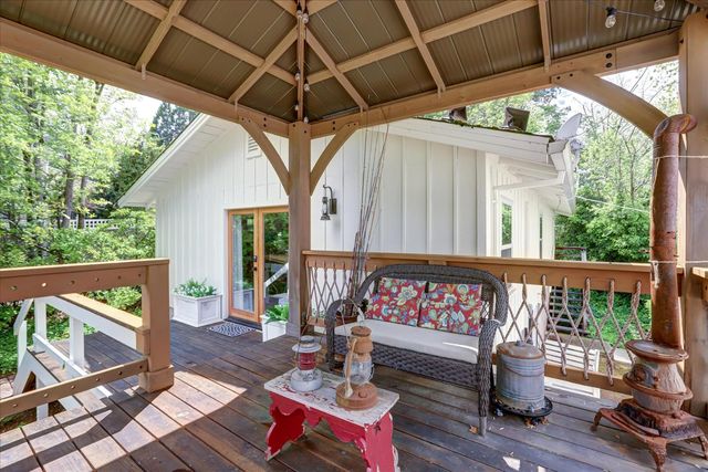 203 Prospect St, Nevada City, CA 95959