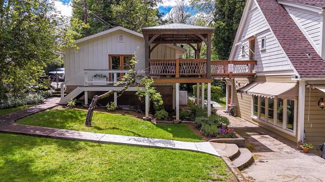 203 Prospect St, Nevada City, CA 95959