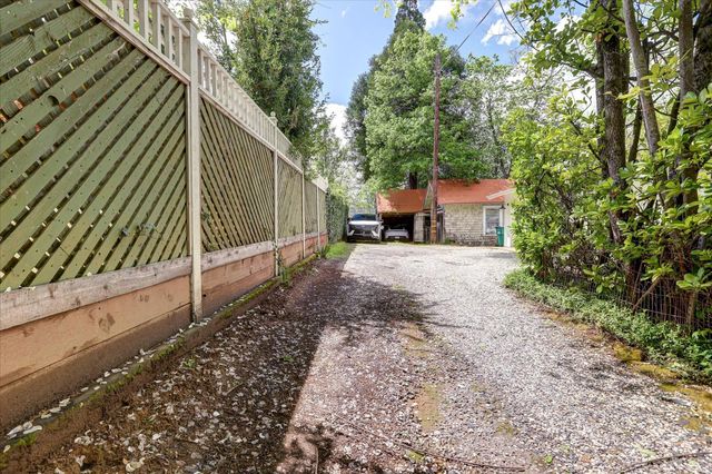 203 Prospect St, Nevada City, CA 95959