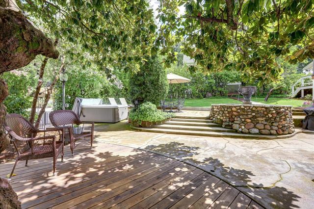 203 Prospect St, Nevada City, CA 95959