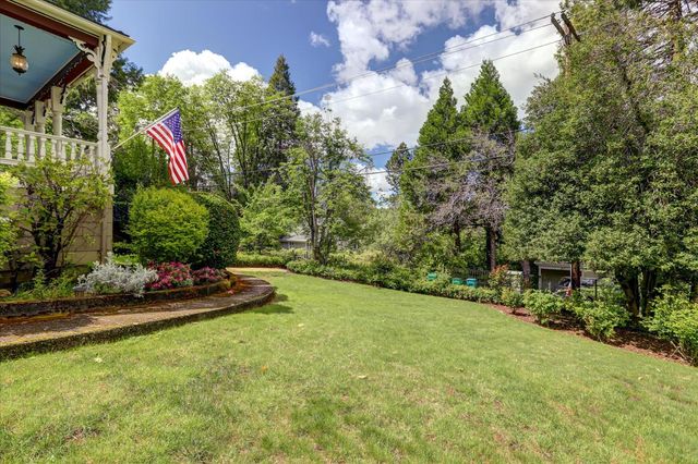 203 Prospect St, Nevada City, CA 95959