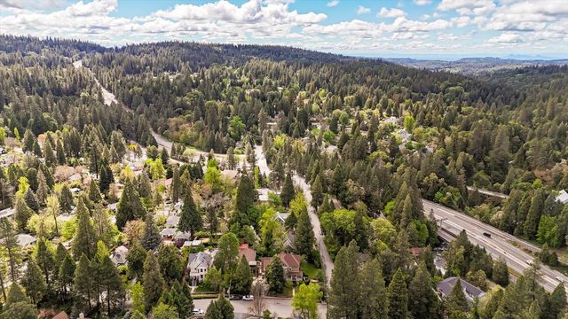 203 Prospect St, Nevada City, CA 95959