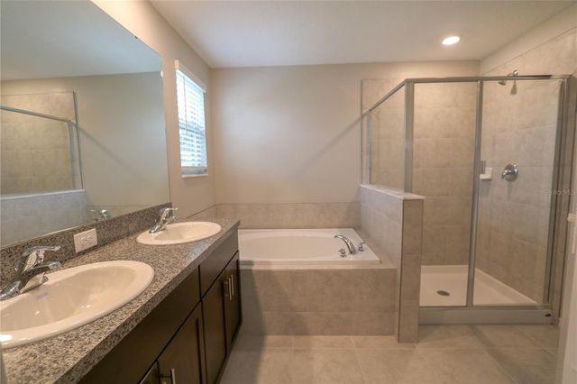 4714 NORMAN OAK PLACE, Tampa, FL 33619