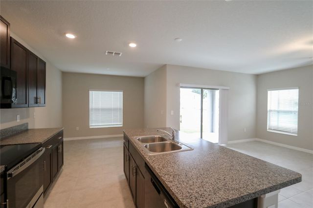 4714 NORMAN OAK PLACE, Tampa, FL 33619
