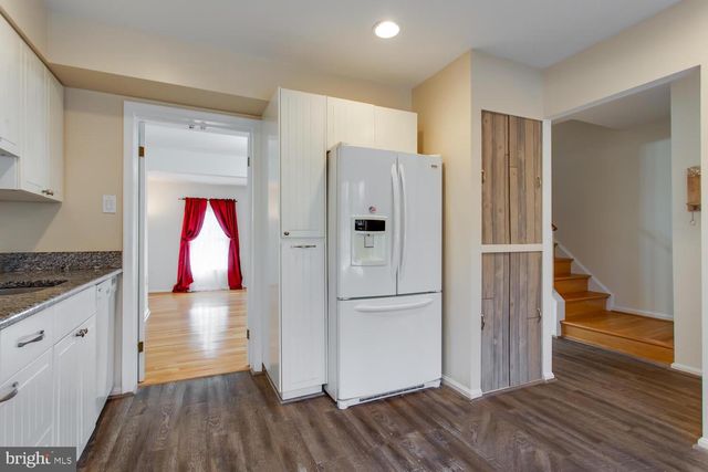 4428 HOLLY AVE, Fairfax, VA 22030