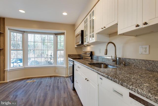 4428 HOLLY AVE, Fairfax, VA 22030