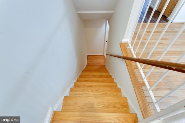 4428 HOLLY AVE, Fairfax, VA 22030