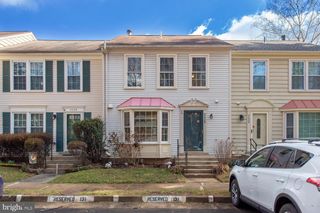 4428 HOLLY AVE, Fairfax, VA 22030