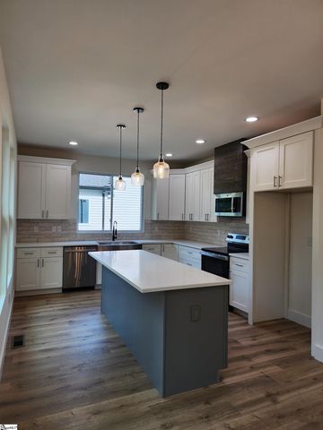 2014 Driftwood Way, Anderson, SC 29625