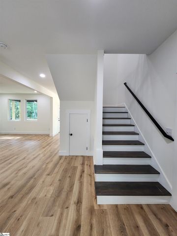 2014 Driftwood Way, Anderson, SC 29625