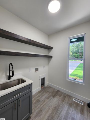 2014 Driftwood Way, Anderson, SC 29625