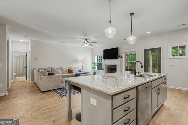 51 Boardwalk, Sharpsburg, GA 30277