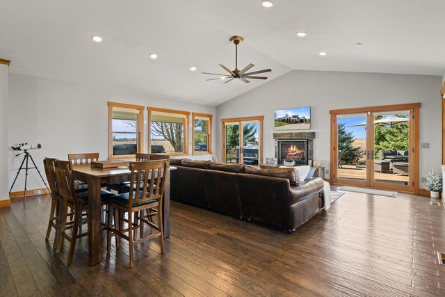 W2823 County Road B, Lake Geneva, WI 53147