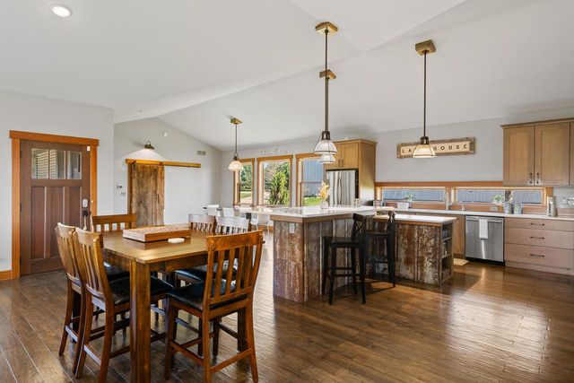 W2823 County Road B, Lake Geneva, WI 53147