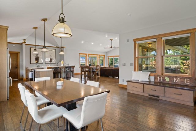 W2823 County Road B, Lake Geneva, WI 53147