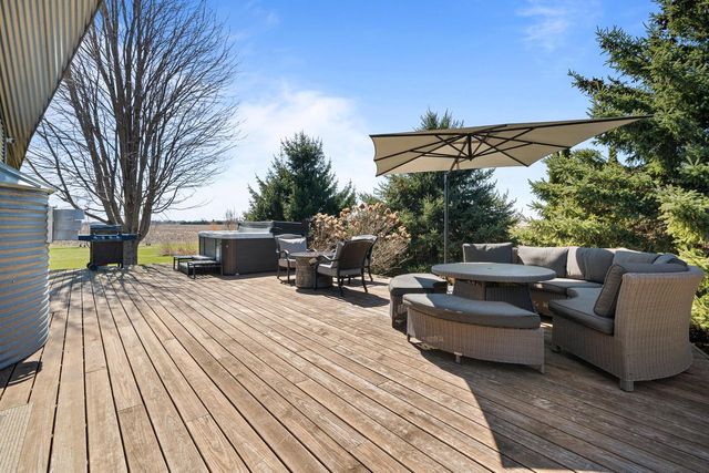 W2823 County Road B, Lake Geneva, WI 53147
