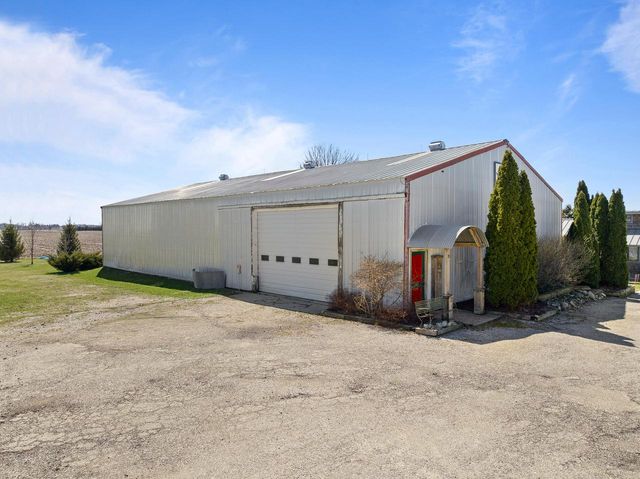 W2823 County Road B, Lake Geneva, WI 53147