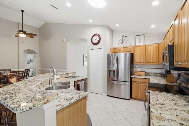 6227 BOBBY JONES COURT, Palmetto, FL 34221