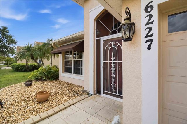 6227 BOBBY JONES COURT, Palmetto, FL 34221