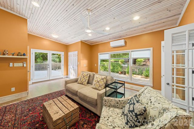 1265 Braeburn Road NW, Concord, NC 28027