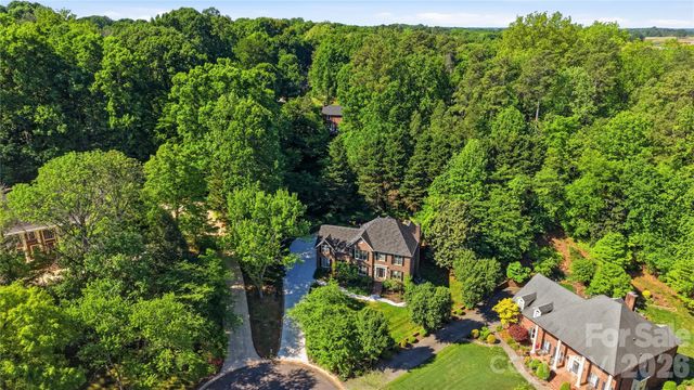 1265 Braeburn Road NW, Concord, NC 28027