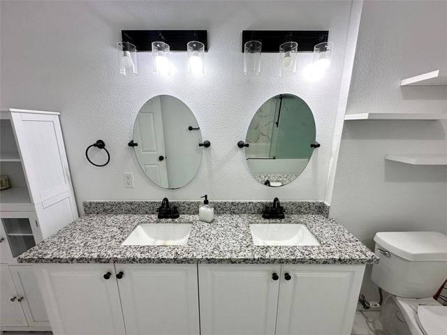 10442 Southport Drive, Houston, TX 77089