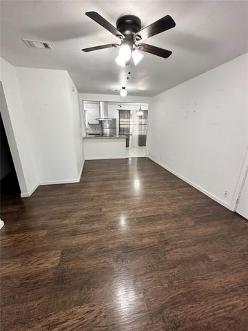 10442 Southport Drive, Houston, TX 77089