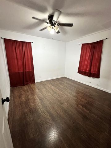 10442 Southport Drive, Houston, TX 77089