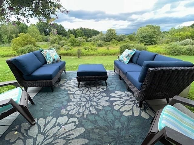 241 Eastview Circle, Williston, VT 05495