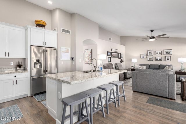 10544 E HALLEY Drive, Sun Lakes, AZ 85248