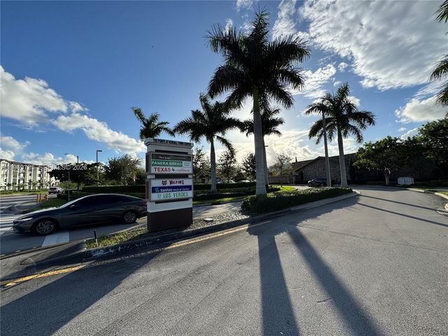 6243 SW 165th Avenue, Miami, FL 33193