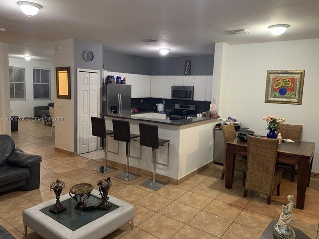 6243 SW 165th Avenue, Miami, FL 33193