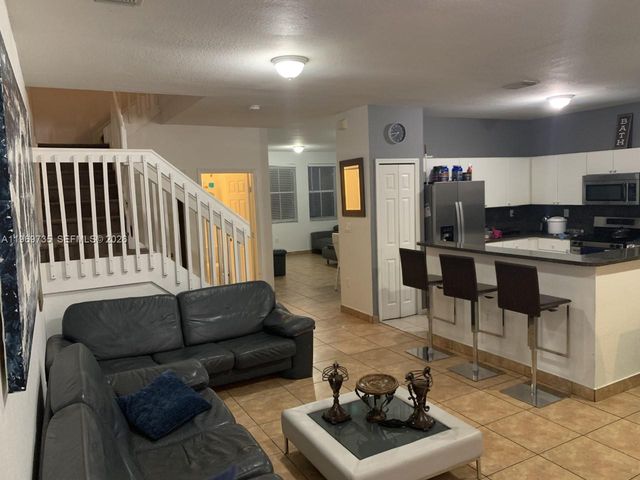 6243 SW 165th Avenue, Miami, FL 33193