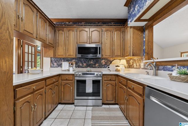 202 MAYFIELD LANE NE, Jacksonville, AL 36265