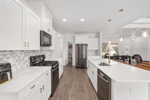 22885 NW 5TH PLACE, Newberry, FL 32669