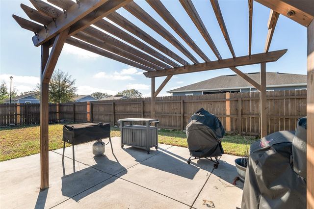 22885 NW 5TH PLACE, Newberry, FL 32669