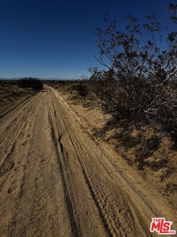 137 Ste, Redman, CA 93535