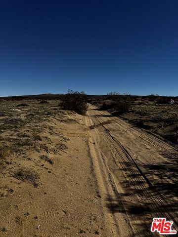 137 Ste, Redman, CA 93535