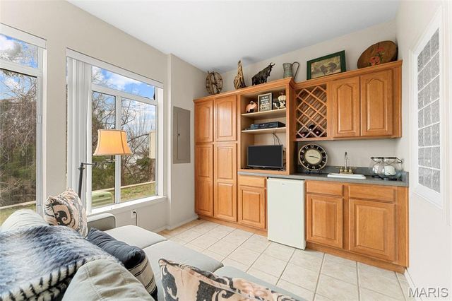 680 Emerald Pointe Drive 1, Hollister, MO 65672