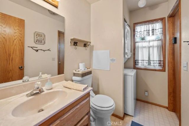 560 Lakewood Lane, Big Bear Lake, CA 92315
