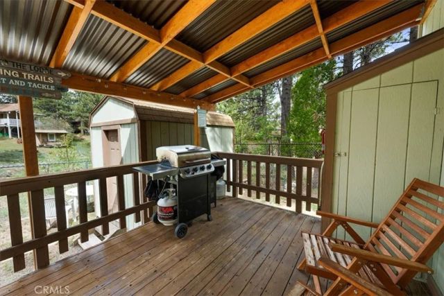 560 Lakewood Lane, Big Bear Lake, CA 92315