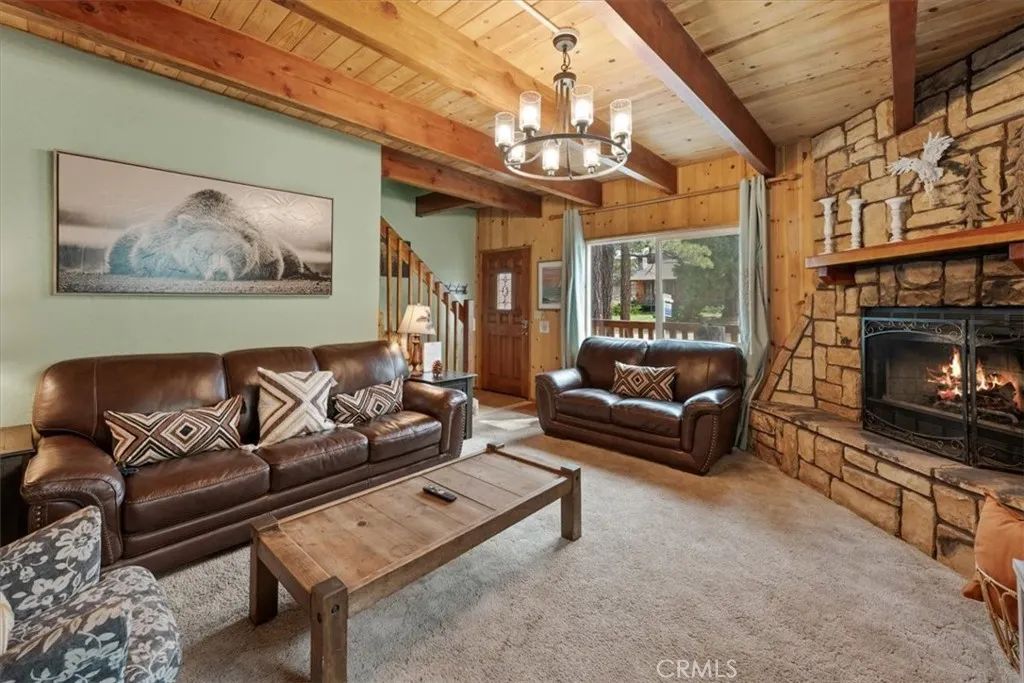 560 Lakewood Lane, Big Bear Lake, CA 92315
