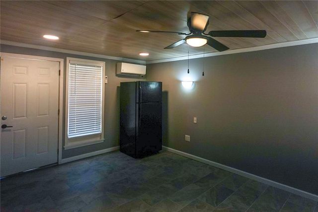 2671 Kings Circle, Lawrenceville, GA 30044