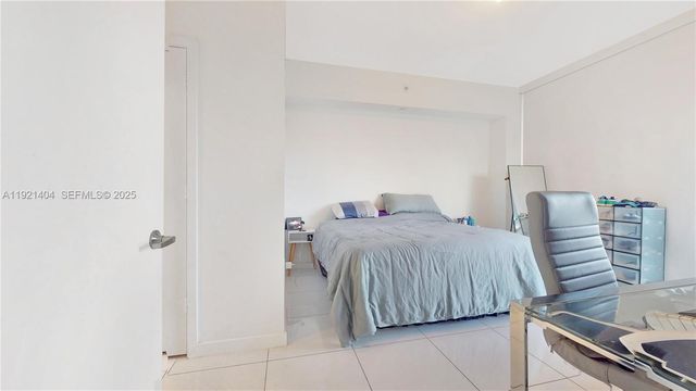 851 NE 1st Ave 1508, Miami, FL 33132