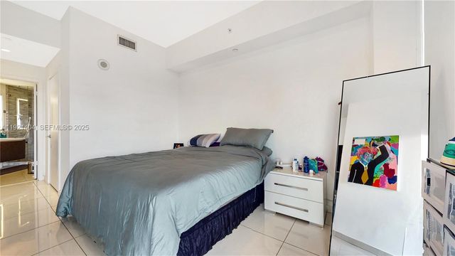 851 NE 1st Ave 1508, Miami, FL 33132