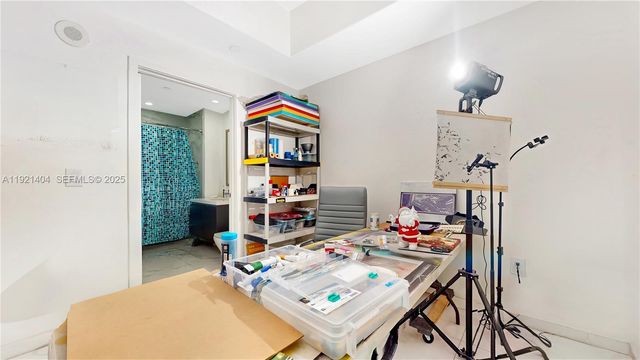 851 NE 1st Ave 1508, Miami, FL 33132